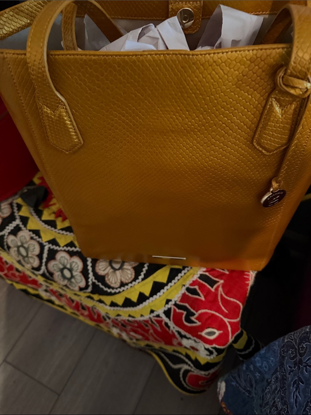 Brahmin Mustard Yellow /Orange Textured Tote with Hang Tag - Picture 11 of 12